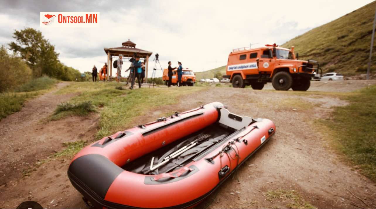 Ерөө сум руу морьтойгоо гараад сураггүй болсон малчинг эрэн хайх ажиллагааг зогсоожээ