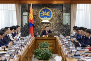 Засгийн газрын өнөөдрийн хуралдаан 08:00 цагт эхэлсэн бөгөөд дараах асуудлуудыг хэлэлцэж байна